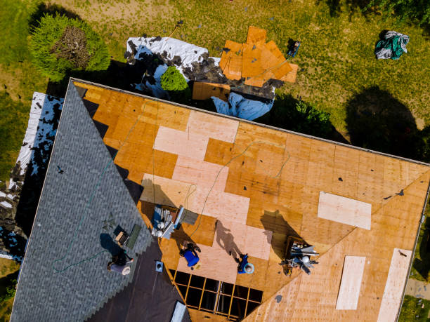 Best Commercial Roofing Services  in Slinger, WI
